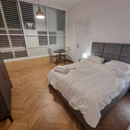הברון Baron Apartment Rishon Leziyyon Luaran gambar
