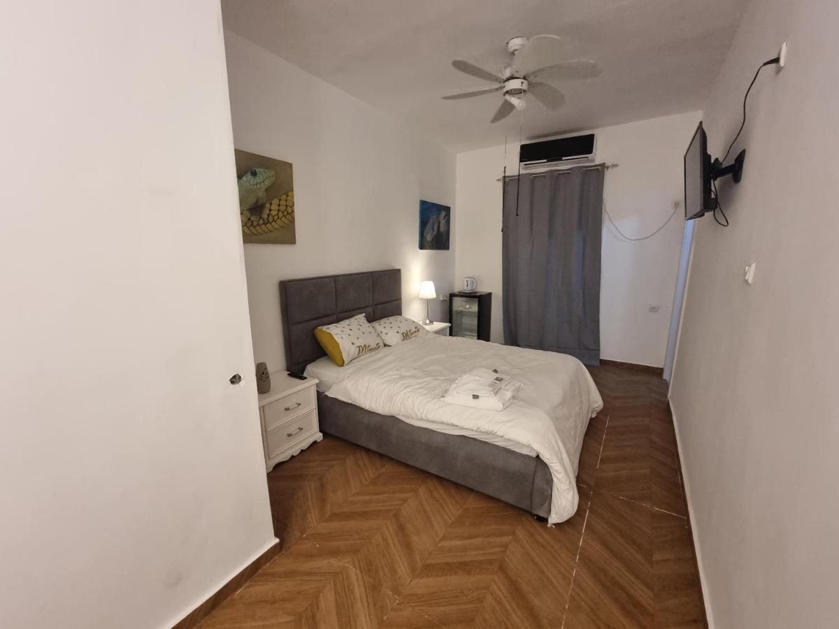 הברון Baron Apartment Rishon Leziyyon Luaran gambar